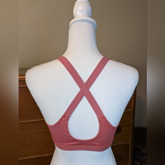 Victoria Sport STRAPPY Racerback Sports Bra 34C - Picture 5 of 12